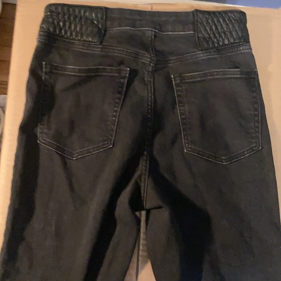 Zara Moto Jeans w/ Bottom Slit Zippers Z1975, USA size 4, ONLY WORN ONCE - Picture 5 of 5